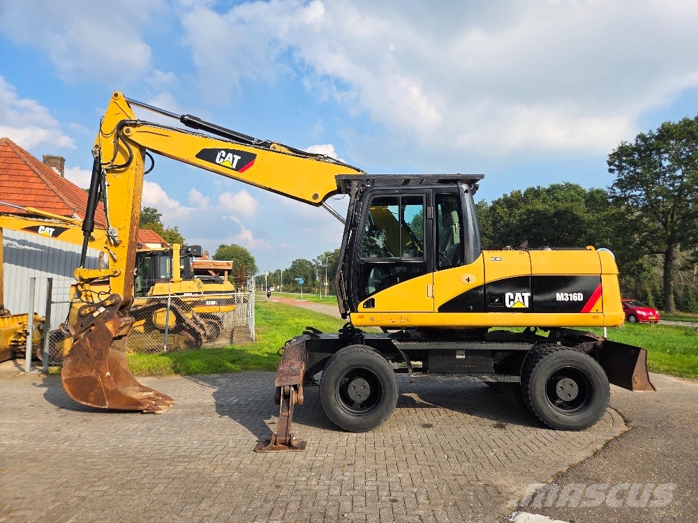 CAT M316D Wielgraafmachines