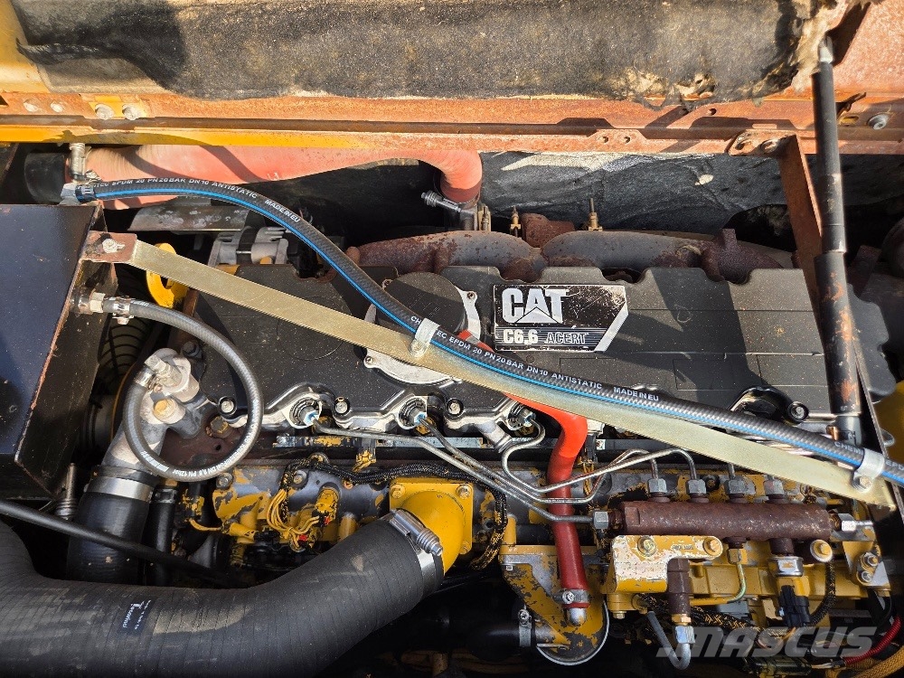 CAT M316D Wielgraafmachines