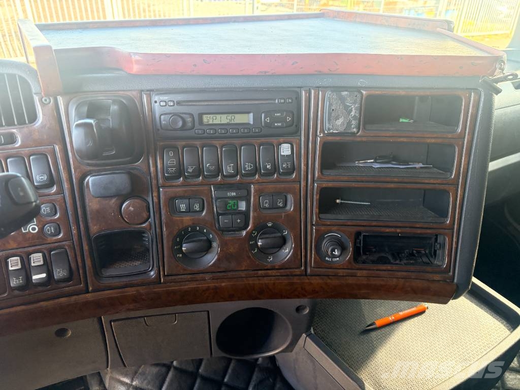 Scania R 480 LA وحدات الجر