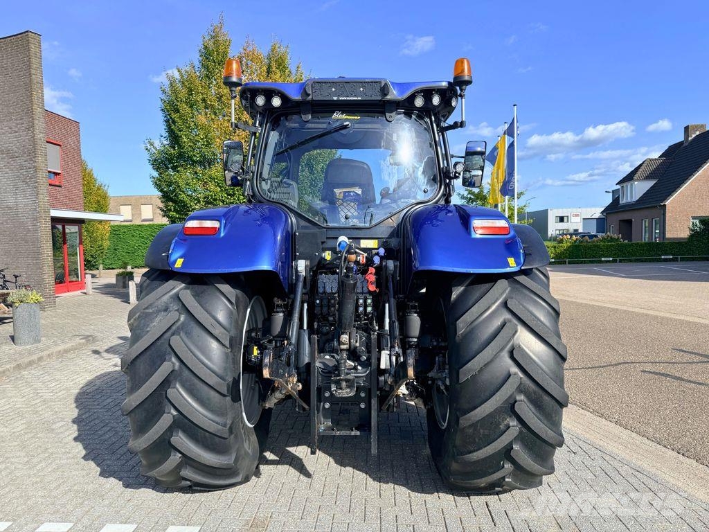 New Holland T7.270AC Stage V Blue Power Tractoren