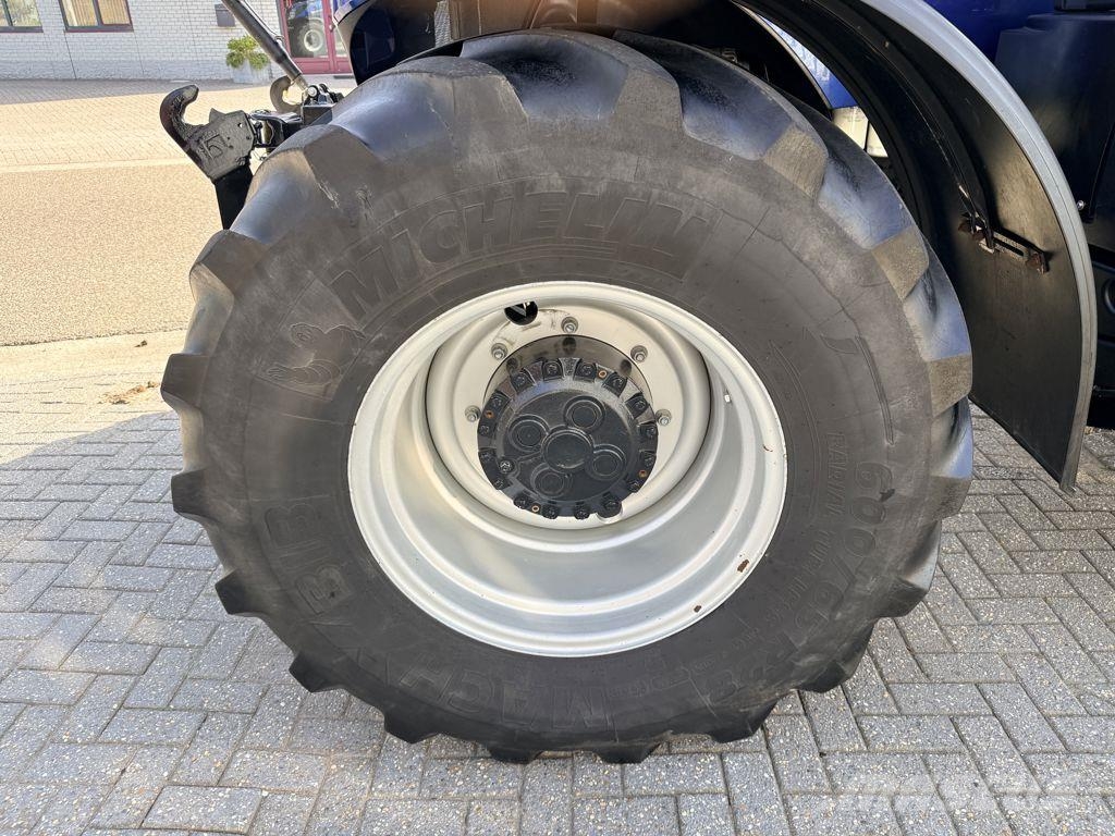 New Holland T7.270AC Stage V Blue Power Tractoren