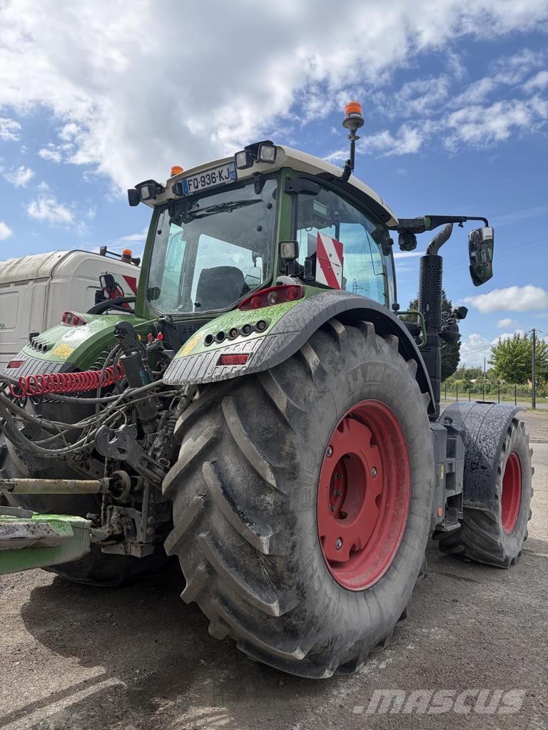 Fendt 724 VARIO POWER Traktoren