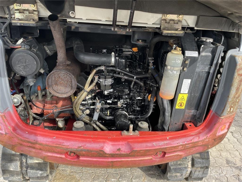 Takeuchi TB235-2 Wielgraafmachines