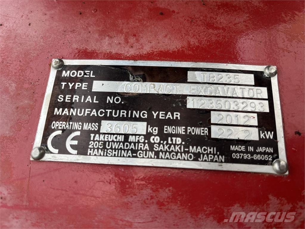 Takeuchi TB235-2 Wielgraafmachines