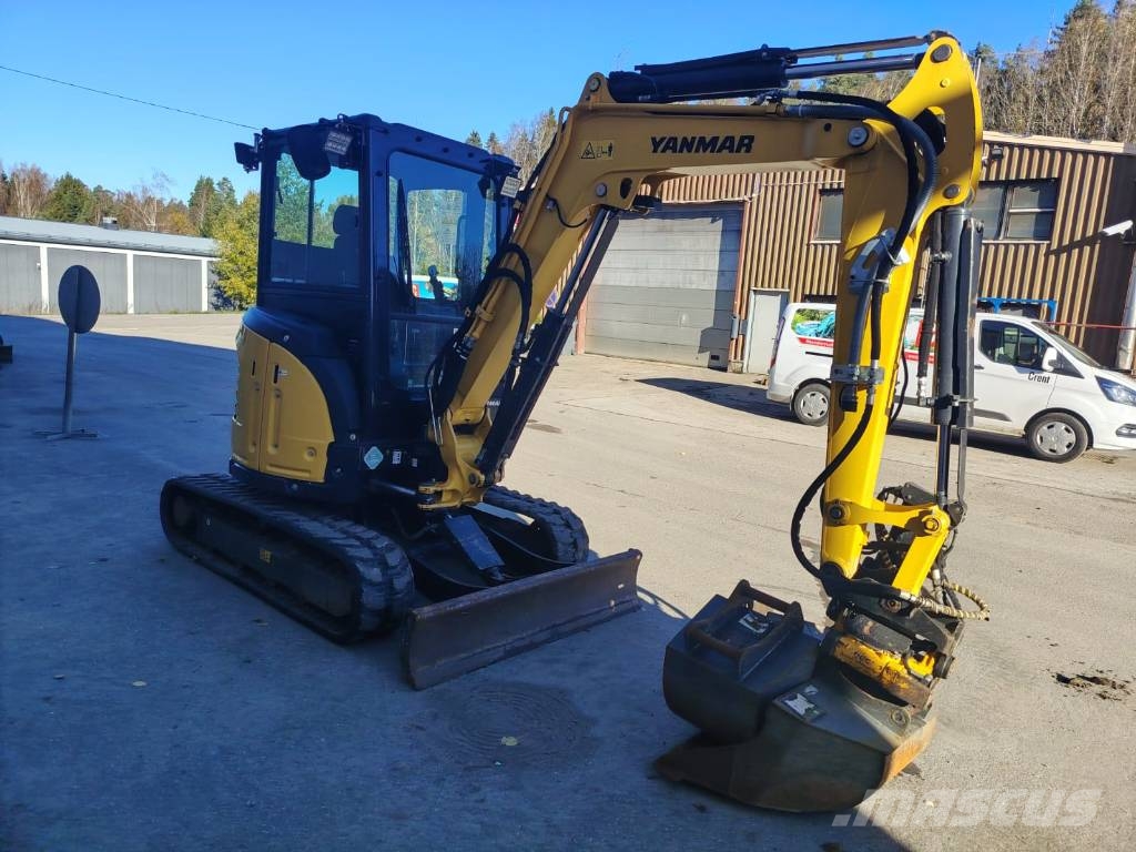 Yanmar Vio 33-6 Engcon + 3 kauhaa Minibagger < 7t