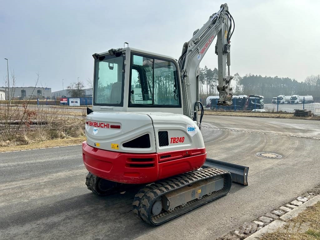 Takeuchi TB 240 Mini excavators < 7t (Mini diggers)
