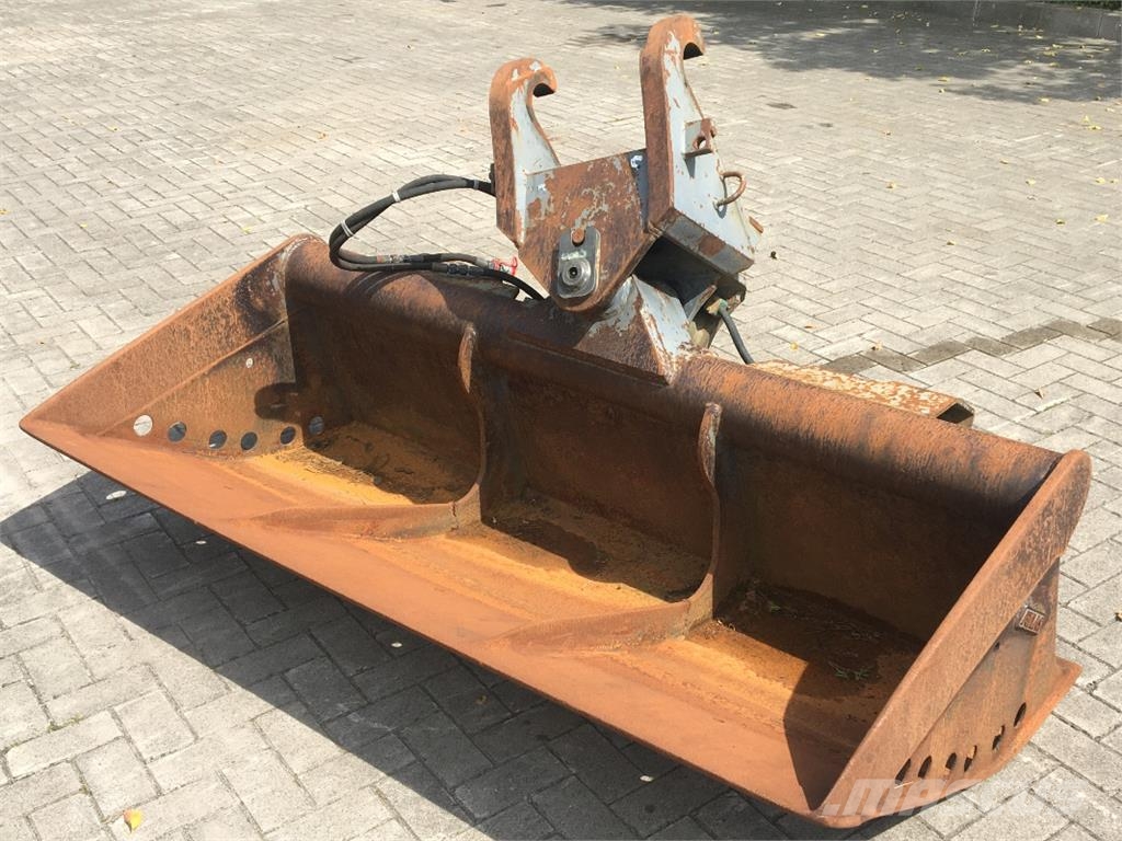GRABENLÖFFEL 2.000 MM BRE Farm machinery