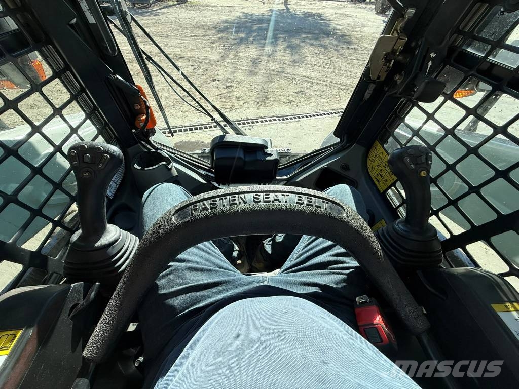 Bobcat S 590 Carregadoras de direcção deslizante