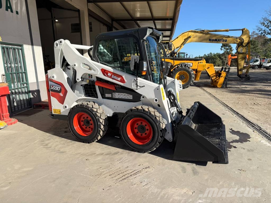 Bobcat S 590 Carregadoras de direcção deslizante