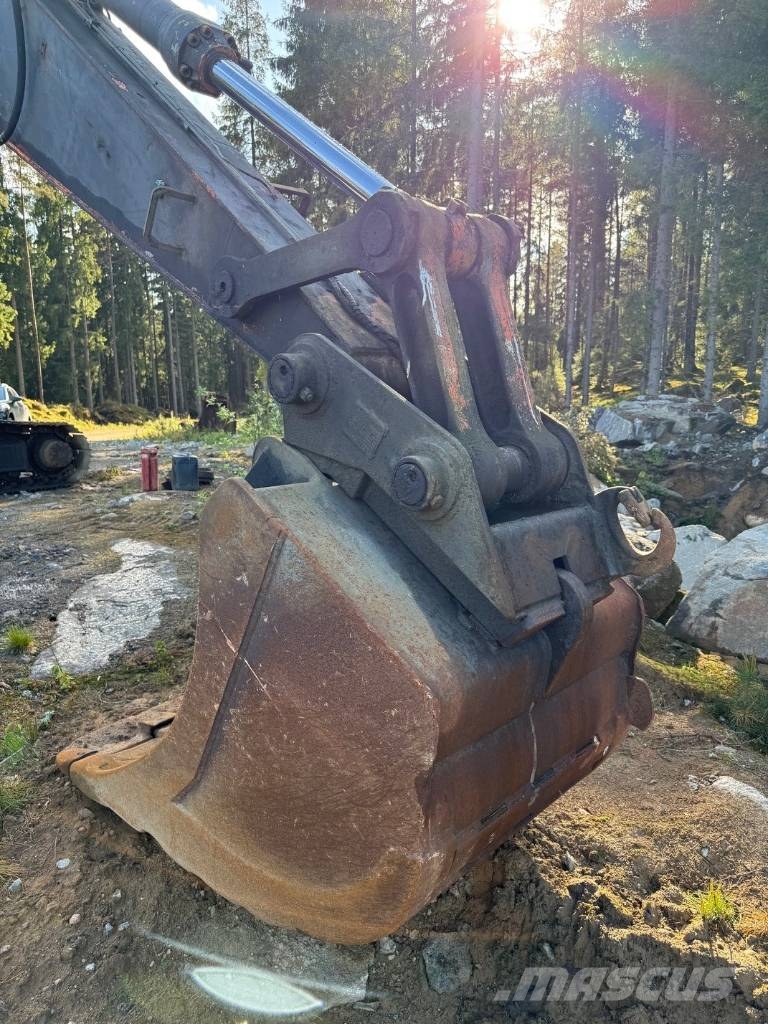 Hitachi EX 220 LC Εκσκαφείς με ερπύστριες