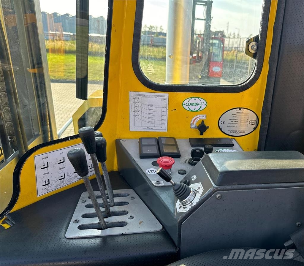 Combilift C4000 //2013 year//LPG// 4-way reach truck