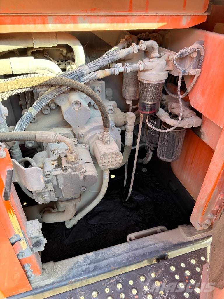 Hitachi ZX 490 LC H-6 Excavatoare pe șenile