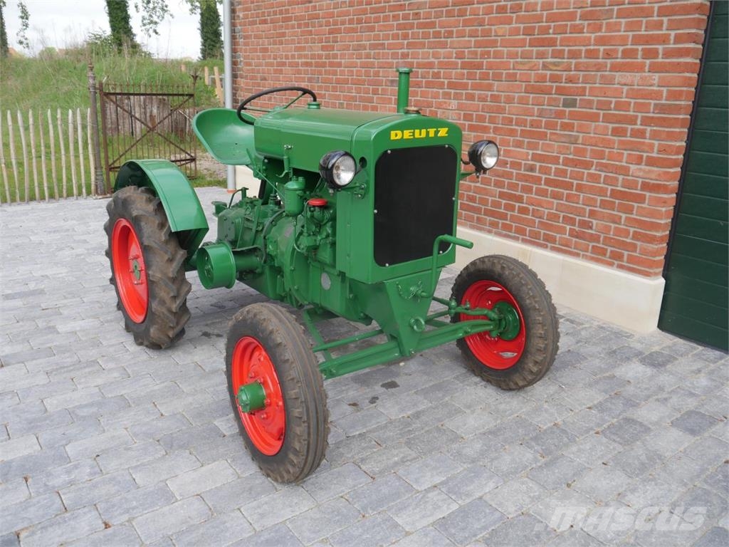 Deutz-Fahr F1M414 11er 曳引機