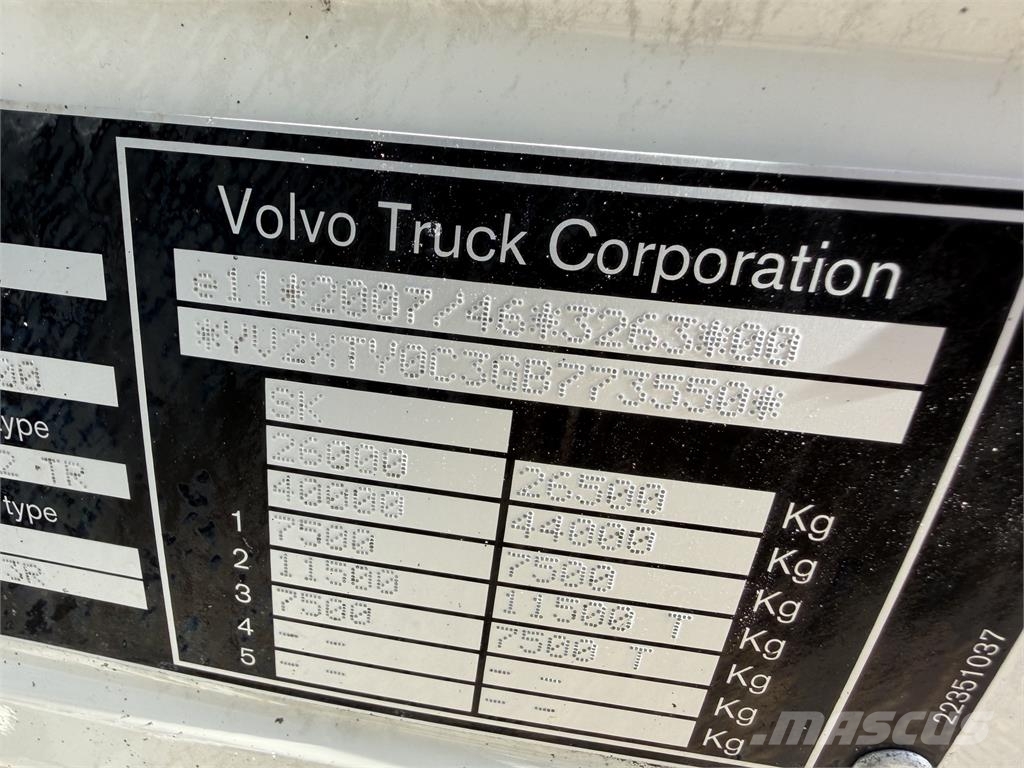 Volvo FM VIN 550 622 Camiones de caja de lona