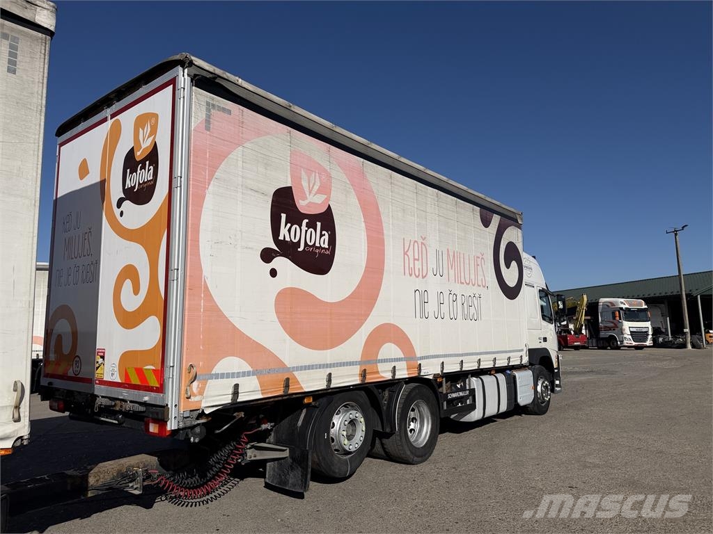 Volvo FM VIN 550 622 Camiones de caja de lona