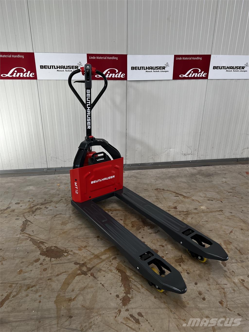 Linde MT12 Rankiniai vėžimėliai
