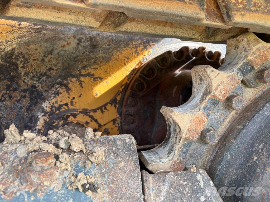 Liebherr PR 726 LGP Buldožerji goseničarji