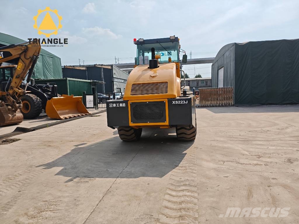 XCMG XS 223 J مداحل أحادية الأسطوانة
