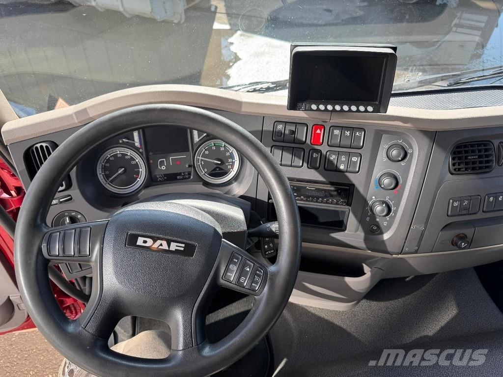 DAF LF 230 4X2 EURO 6 + DHOLLANDIA LIFT 1500KG 厢式货车