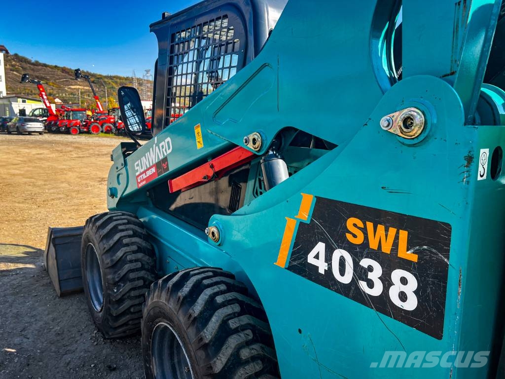 Sunward SWL 4038 لوادر انزلاقية التوجيه