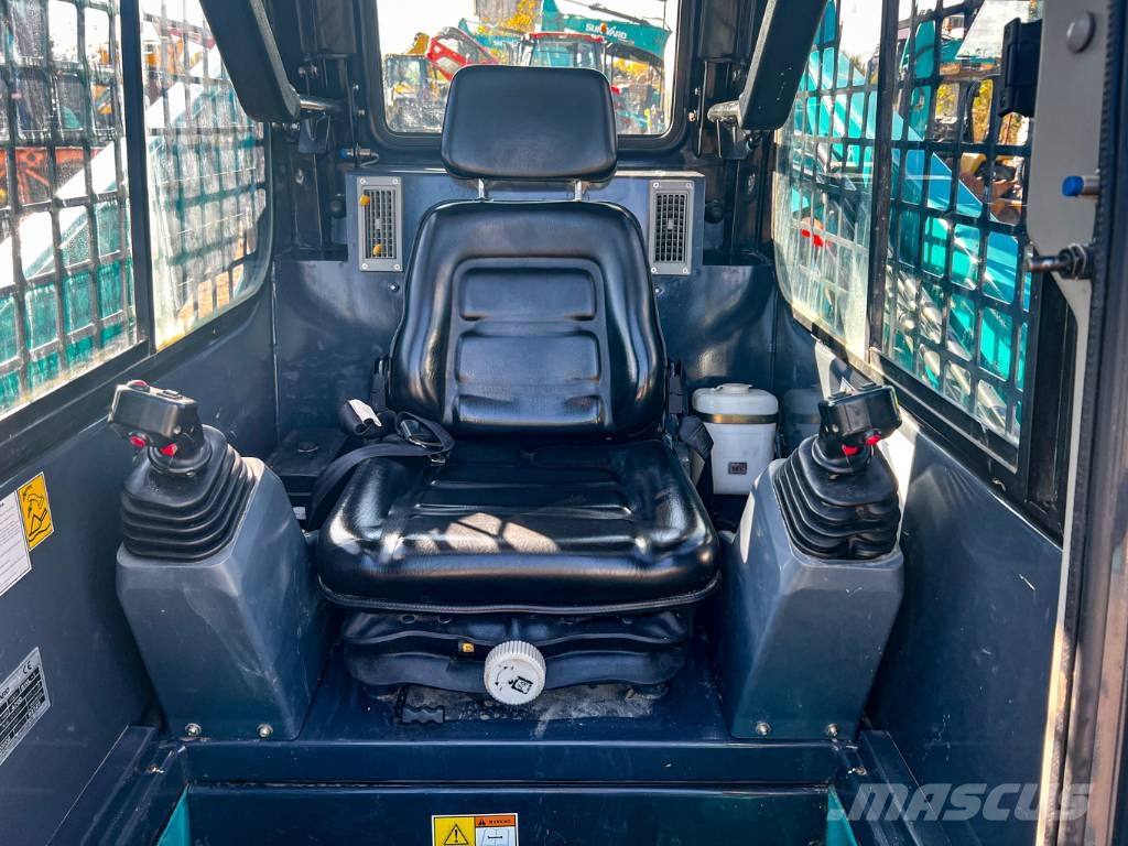 Sunward SWL 4038 لوادر انزلاقية التوجيه