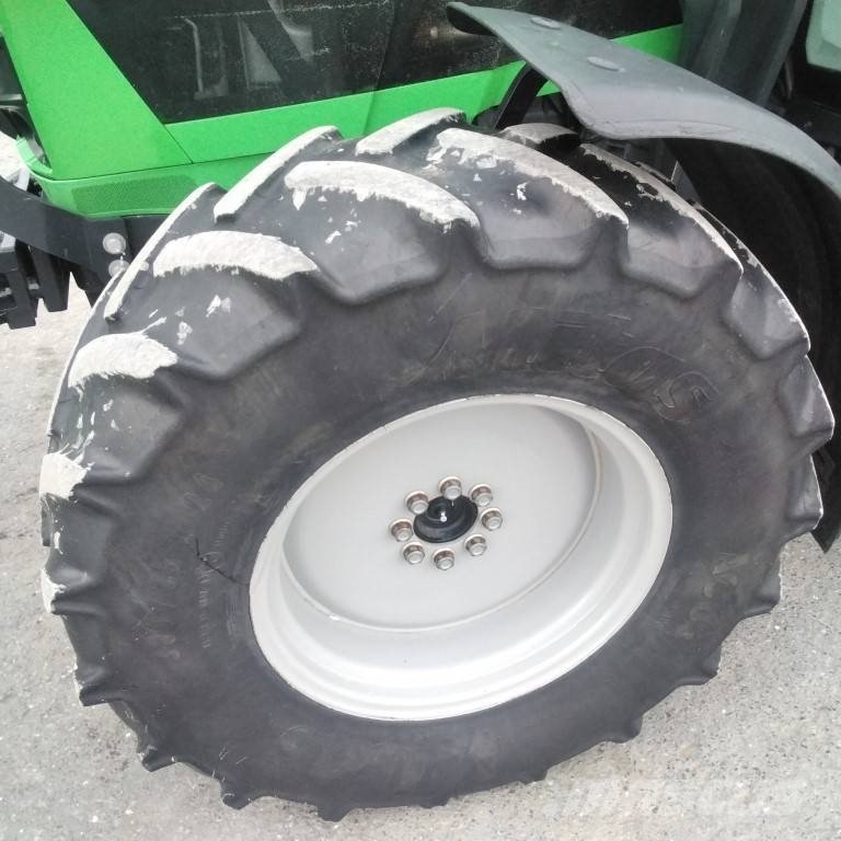 Deutz-Fahr 5115 Traktori