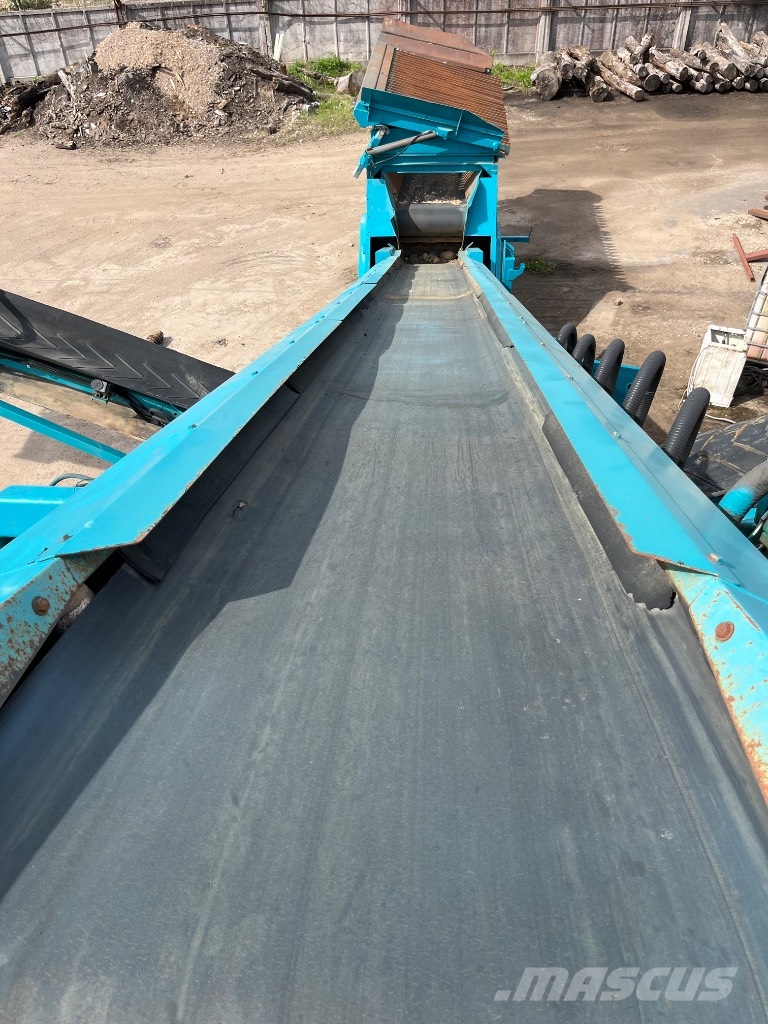 PowerScreen portable screener-washer Chieftain 2100, Finemaster 120, T5032 Mobile screeners
