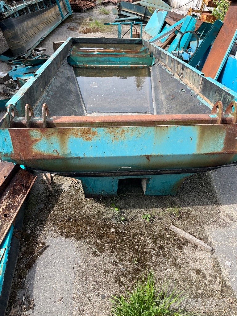 PowerScreen portable screener-washer Chieftain 2100, Finemaster 120, T5032 Mobile screeners