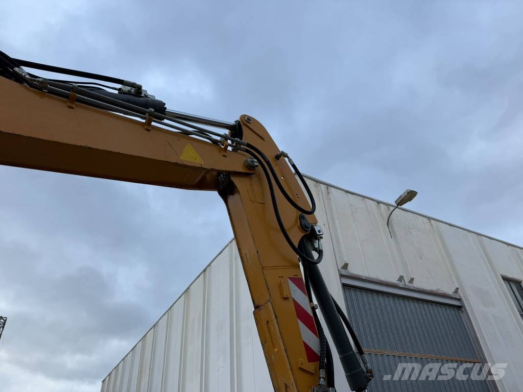 Liebherr R 914 Excavadoras de cadenas
