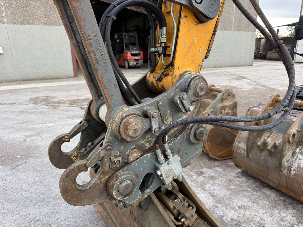 Liebherr R 914 Excavadoras de cadenas