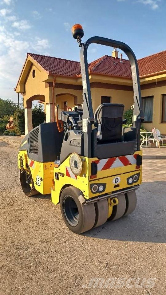 Bomag BW 100 AC-5 Rodillos combinados