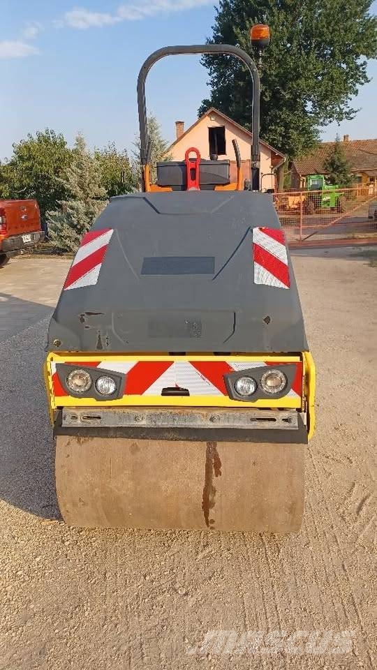 Bomag BW 100 AC-5 Rodillos combinados