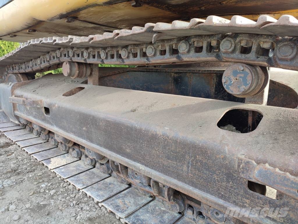 CAT 324 D Гусеничные экскаваторы