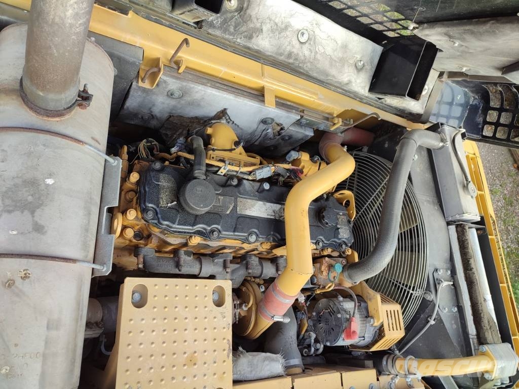 CAT 324 D Гусеничные экскаваторы