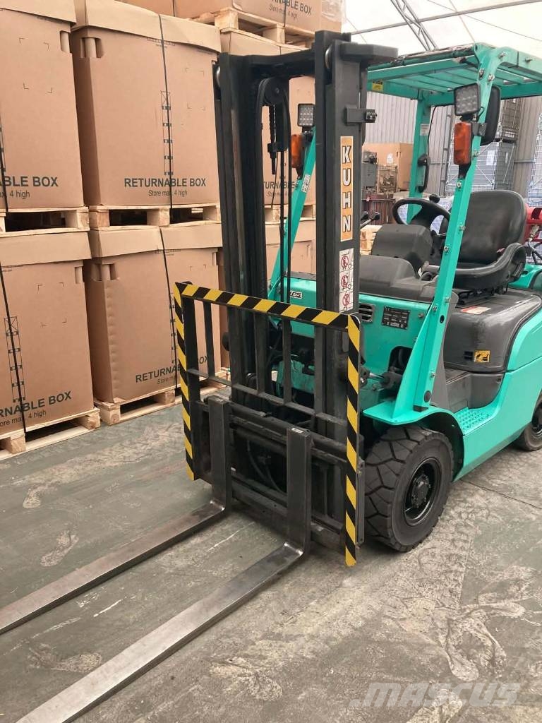Mitsubishi DFG 15 NT Газові навантажувачі