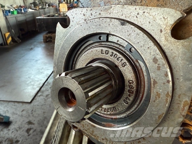 Liebherr A 900 B USED HYDRAULIC PARTS COMPLET Hydraulics