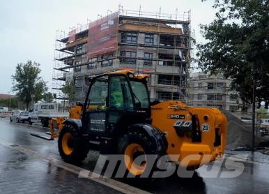 JCB 540-140 Teleskopski viličarji