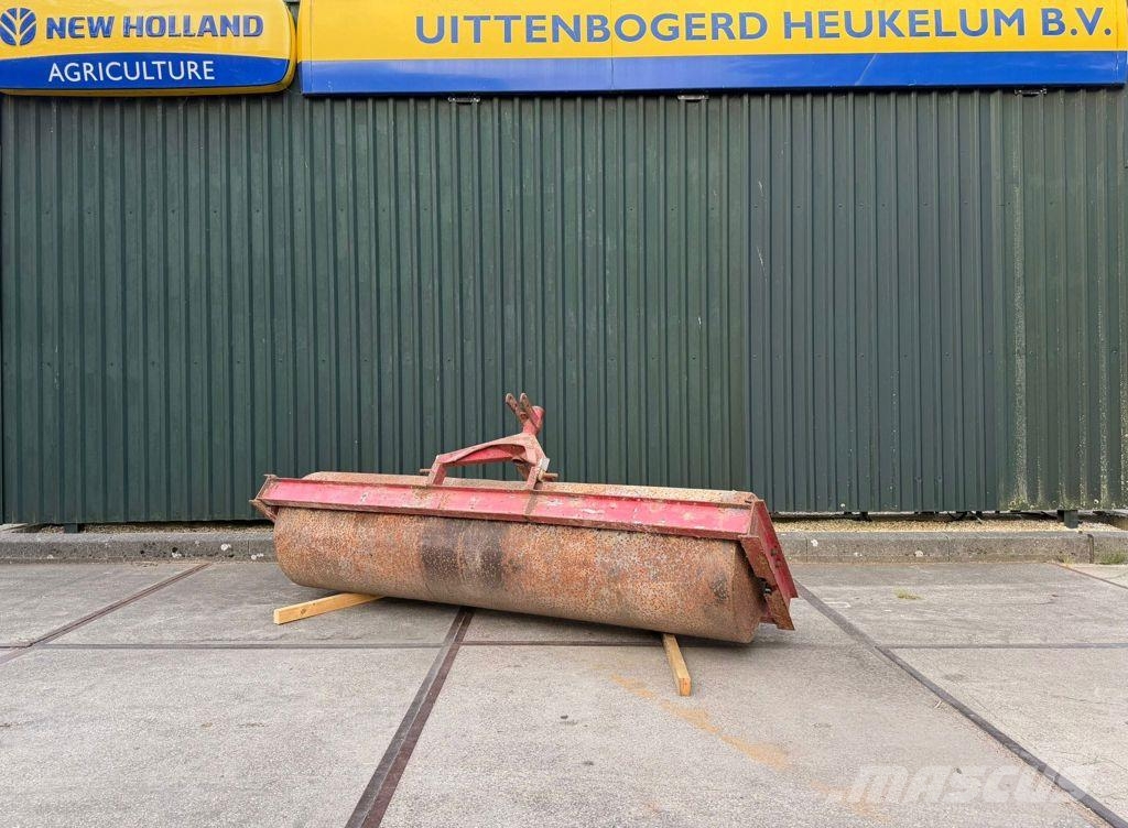 Onbekend 260/70 gedragen Andre Jordforbedrings maskiner og ekstrautstyr