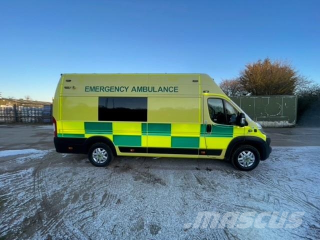Fiat Ducato A&E Fiat Ducato A&E Vehicle with Stryker Pr Ambulancias