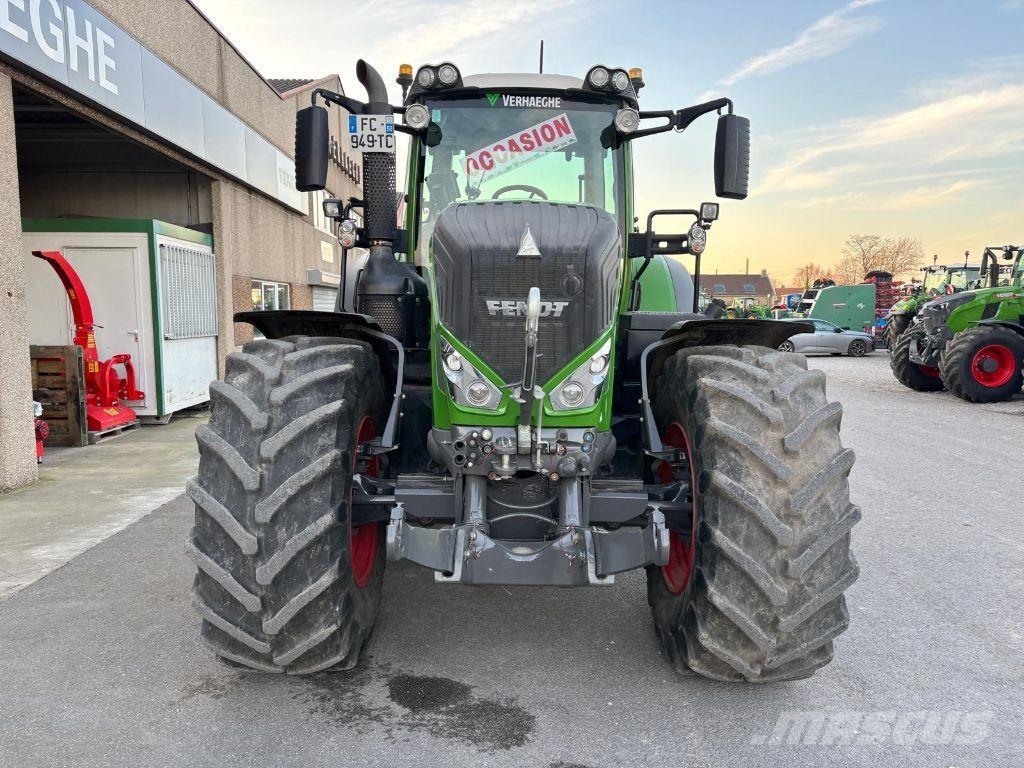 Fendt 824 VARIO PROFI + Traktori