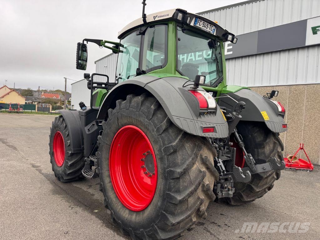 Fendt 824 VARIO PROFI + Трактори