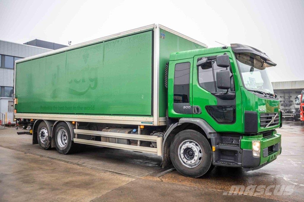 Volvo FE 300 Camiones con caja de remolque