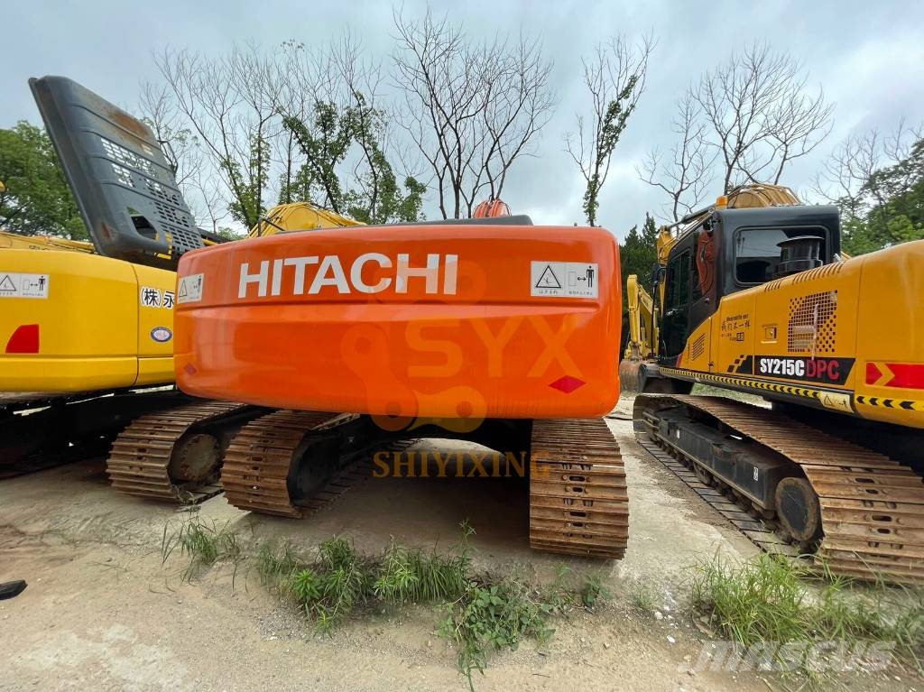 Hitachi ZX 240 대형 굴삭기 29톤 이상