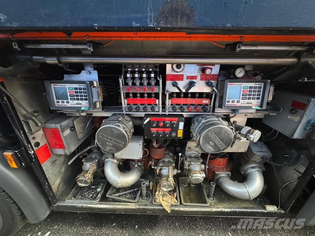 Scania G400 8X4 EURO 5 + 29.500 LITER TANK + 4 COMPARTIME Kamioni cisterne