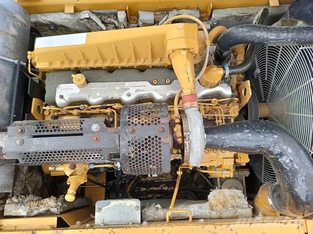 CAT 330 B L demolition excavator UHD high reach 22 m Excavadoras de demolición