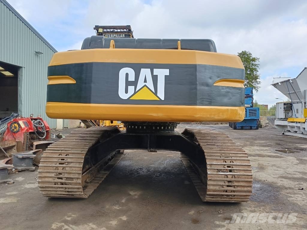 CAT 330 B L demolition excavator UHD high reach 22 m Excavadoras de demolición
