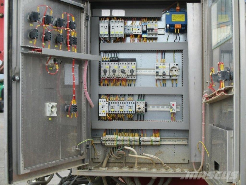 BANDENKUISER Banden- kuiser/ Lavage pneus Carros