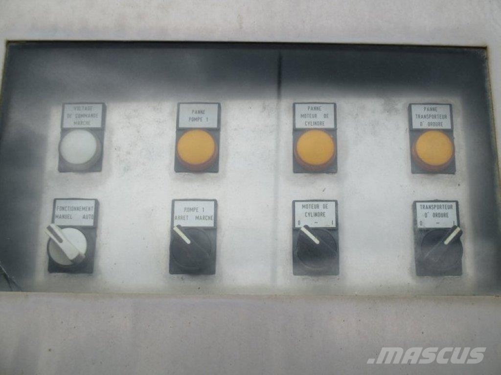BANDENKUISER Banden- kuiser/ Lavage pneus Carros