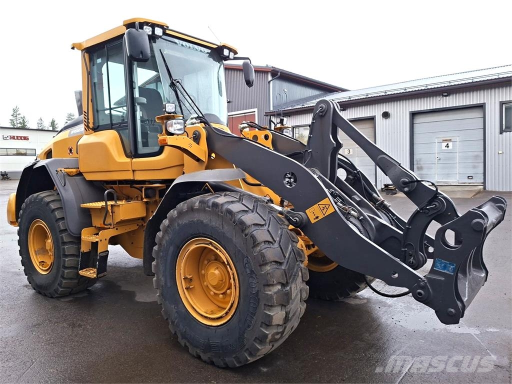 Volvo L60H  -VÄHÄN AJETTU- Iekrāvēji uz riteņiem