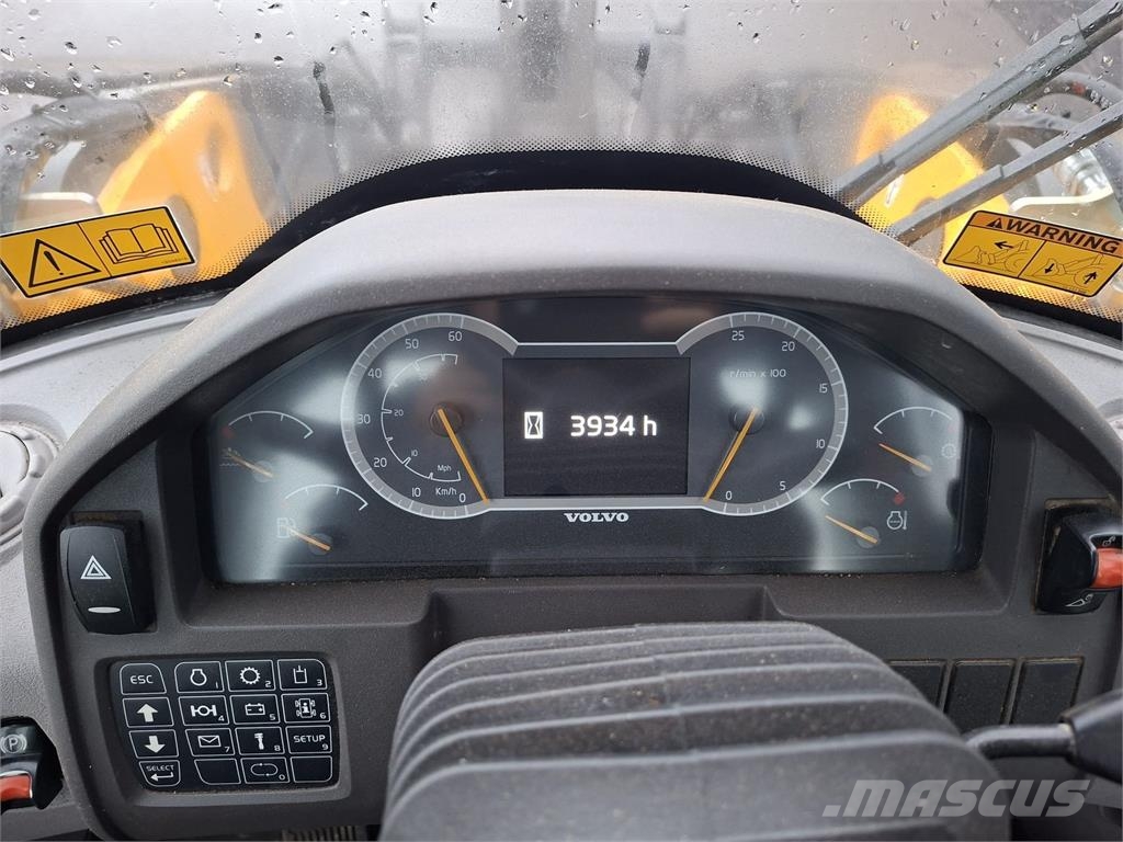 Volvo L60H  -VÄHÄN AJETTU- Iekrāvēji uz riteņiem